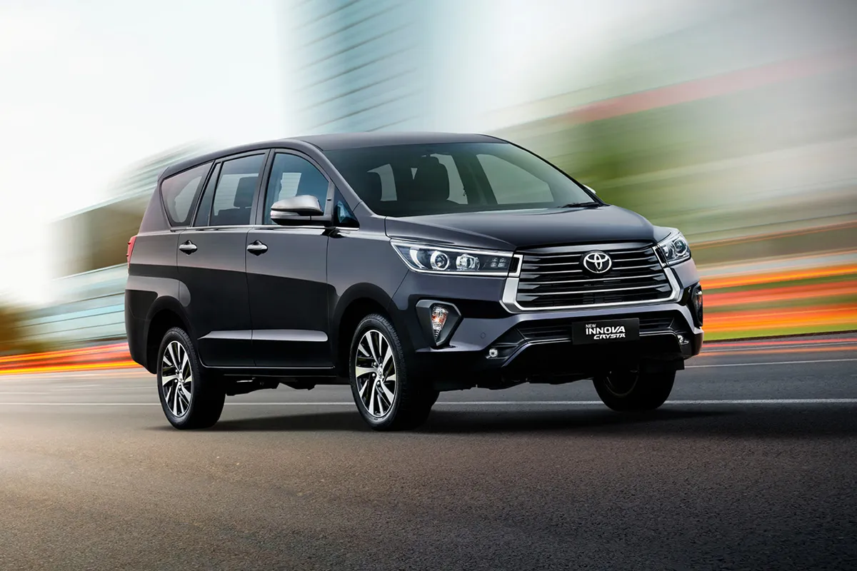 Innova Crysta hire for outstation trips from Mumbai